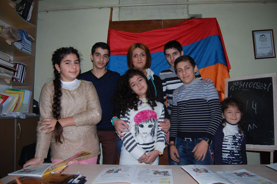 Вірменська школа