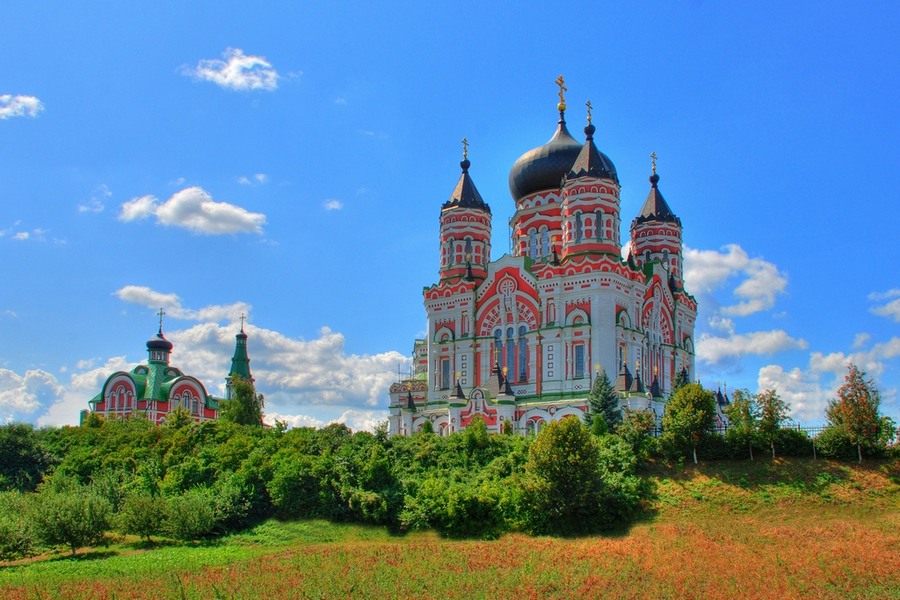 St-Panteleimon-Cathedral-Kyiv.jpg