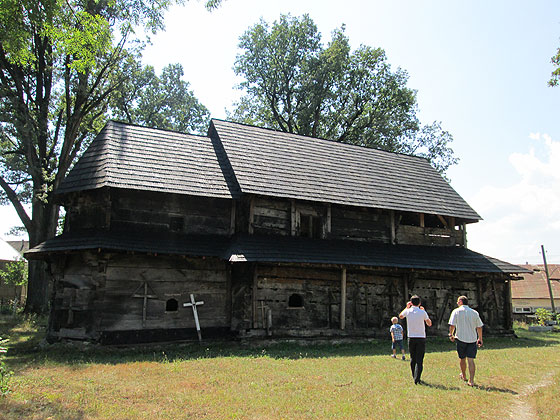 Церква у Стеблівці станом на серпень 2015 року – все, що залишилося від храму після пожежі 1994 року