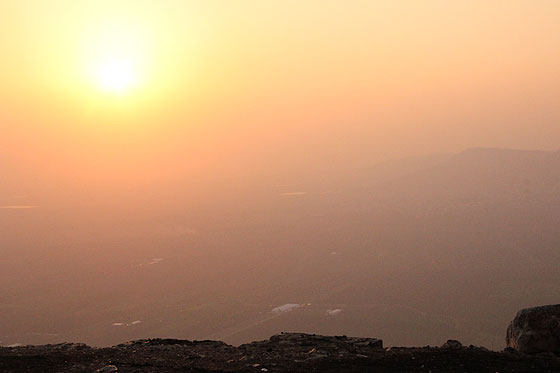 Вид з гори Тавор. Вечірнє сонце