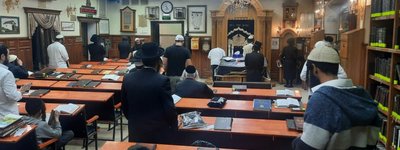 More than 2000 Hasidim came to Uman to celebrate Shavuot