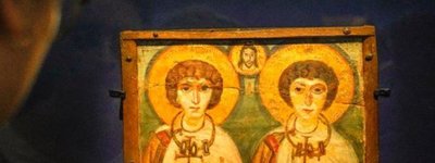 Из Украины во Францию вывезли древние иконы, чтобы уберечь их от войны