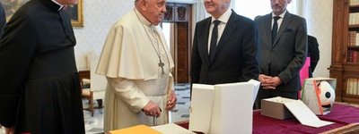Очільник німецького уряду Шольц не погодився зі словами Папи
