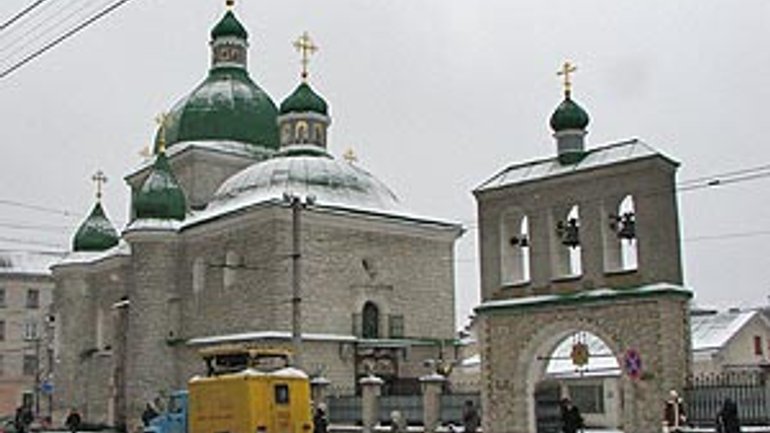 Церква, де молились Патріарх, князь і гетьман - фото 1