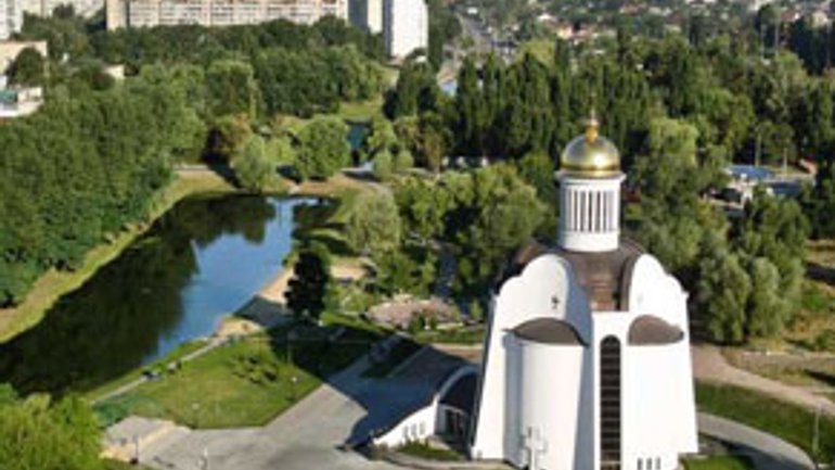 В столичному храмі УПЦ почали правити українською - фото 1