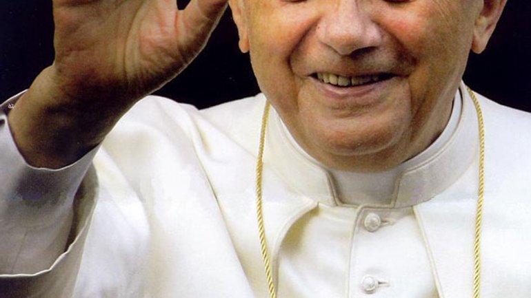 Бенедикт XVI призывает к христианскому способу присутствия в социальных сетях - фото 1