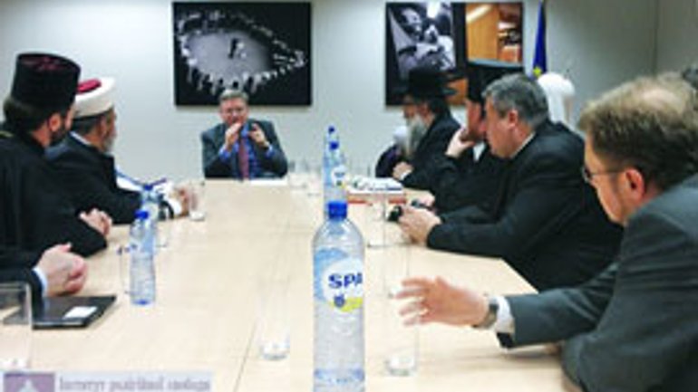 Делегация Всеукраинского Совета Церквей встретилась с еврокомиссаром Штефаном Фюле - фото 1
