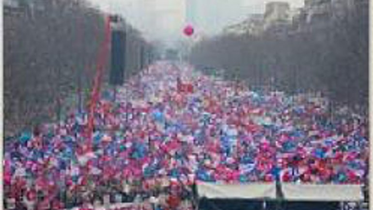 Світові ЗМІ «не побачили» у Парижі 1.400.000 протестувальників проти гомосексуалізму - фото 1