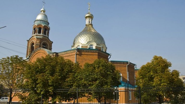 У Слов'янську обстріляли кафедральний собор, незважаючи на тижневе перемир'я - фото 1
