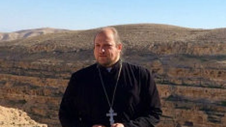 Был ли священник в Луганске? - фото 1