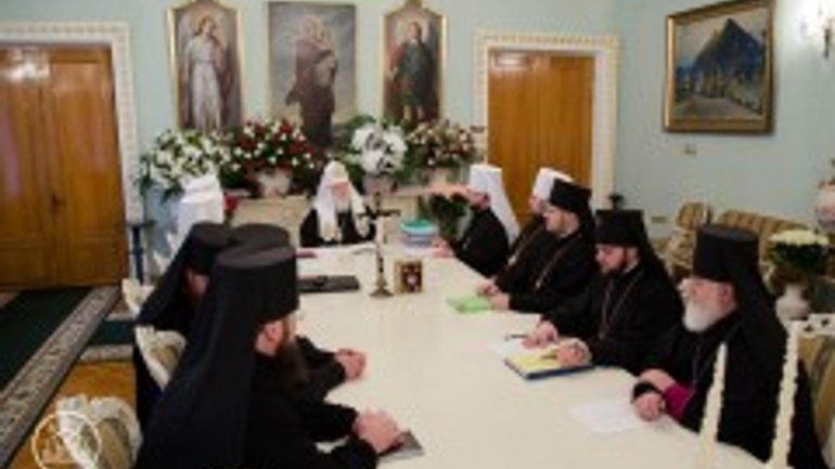 Синод УПЦ КП звільнив від управління двох єпископів - фото 1