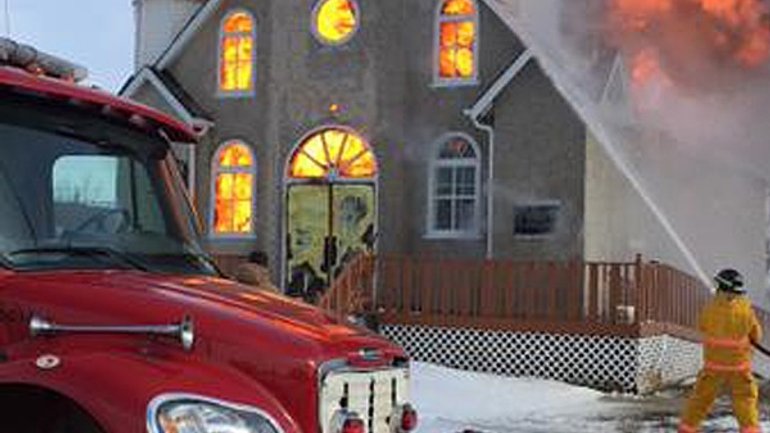Ukrainian Orthodox church destroyed by blaze in Canada - фото 1