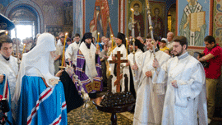 Патріарх Філарет посмертно нагородив Героїв Небесної сотні - фото 1