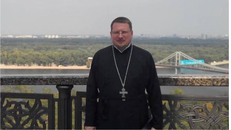 У Києві помер священик, у якого стріляли в під’їзді будинку - фото 1
