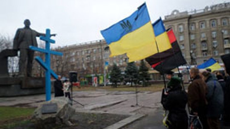 Дніпропетровські активісти пропонують на місці пам’ятника організатору Голодомору встановити каплицю - фото 1