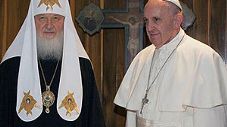 Папа Франциск и Патриарх Кирилл призвали Церкви воздержаться от участия в противостоянии в Украине - фото 1