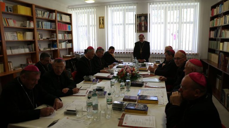 У Ворзелі проходить дводенне засідання Конференції Римо-Католицьких єпископів України - фото 1
