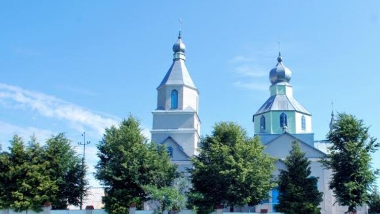 На Тернопільщині вірні УПЦ КП відсудили церкву в УПЦ (МП): до храму готові пустити усіх - фото 1