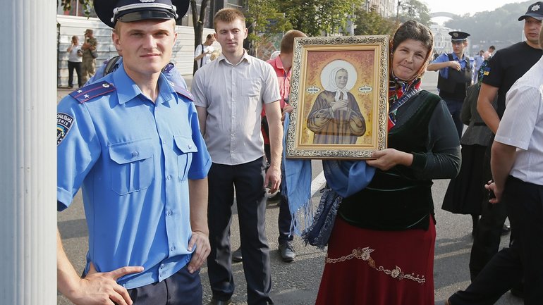Участники "крестного хода" УПЦ (МП) собираются в центре Киева: все подробности (обновляется) - фото 1