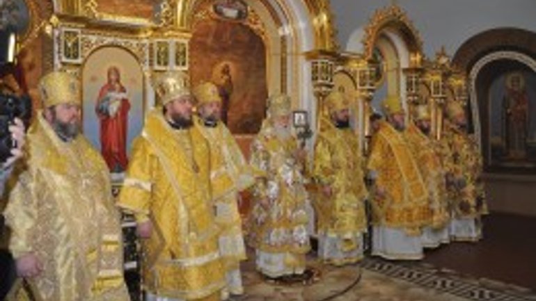 Патріарх Філарет на Харківщині освятив єдиний військовий храм Нацгвардії - фото 1