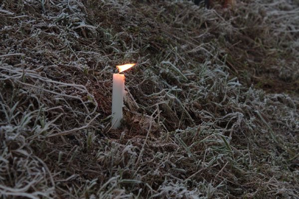 “Ці свічки зігріватимуть душі тих, кого скосив Голодомор”: у Києві вшанували жертв Голодомору - фото 54594