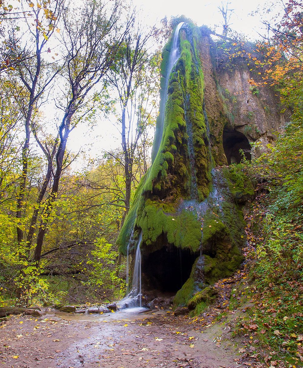 Скеля з водоспадом - фото 61294
