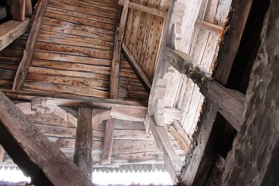 У найстарішій на Закарпатті дерев'яній церкві Святого Миколая Чудотворця в Колодному створять музей - фото 67335