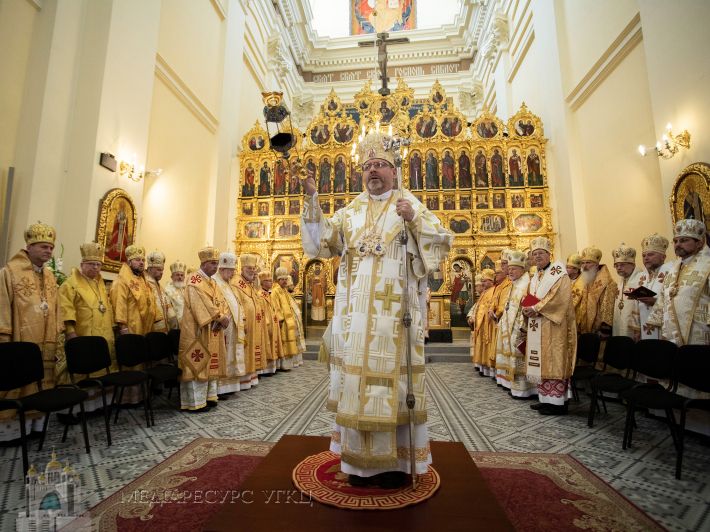Major Archbishop Sviatoslav Shevchuk preaches in the Cathedral of St John the Baptist in Przemyśl during a Divine Liturgy July 7. - фото 98065