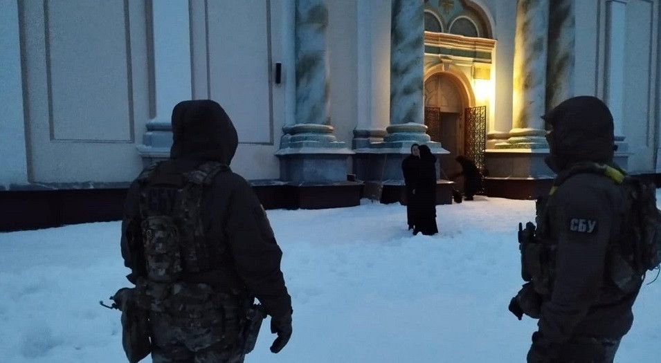 СБУ проводит обыски в монастырях УПЦ МП в Ровенской области - фото 103014