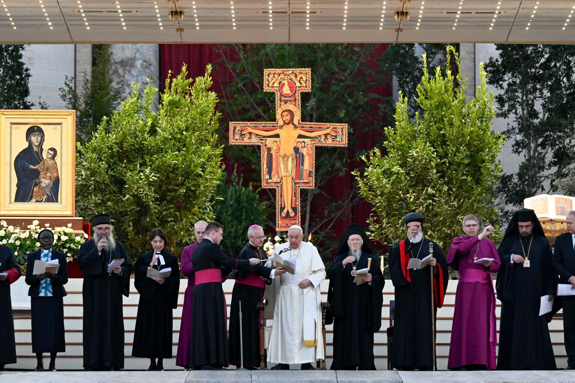 Делегація УГКЦ бере участь у Папському Синоді - фото 122245