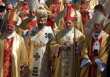 Католицькі_єпископи_України.jpg