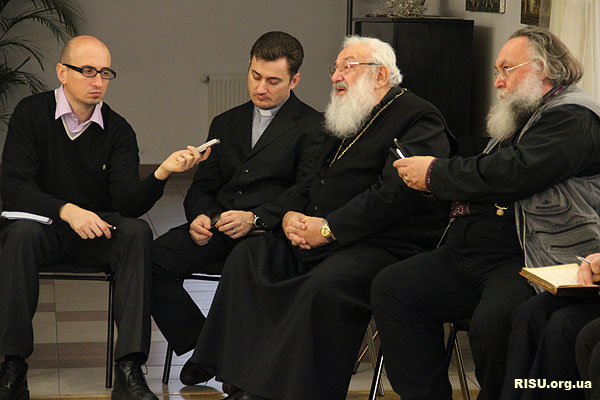 Слева направо: Тарас Антошевский, о. Игорь Яцив, кардинал Любомир (Гузар), о. Александр (Чумаков)