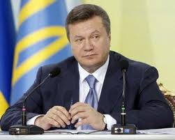 Янукович-закон.jpg