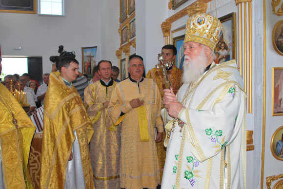 Патріарх Філарет в Луганську