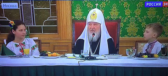 Патріарх Кирил і українські діти