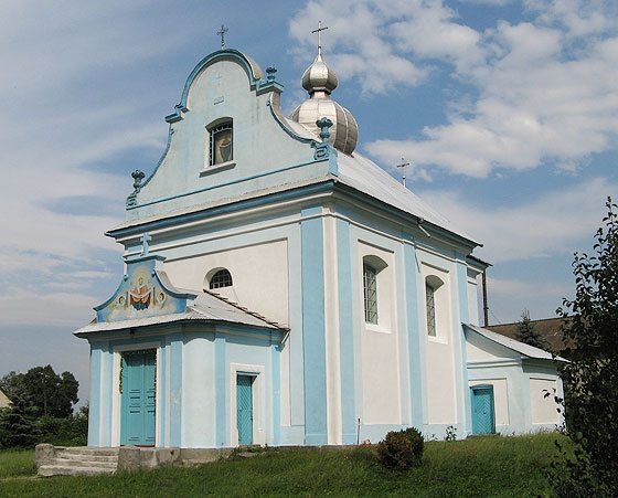 Церква Покрови Пресвятої Богородиці у Пеняках, в якій до смерті служив о. Григорій Грушка (фото Вікіпедія)