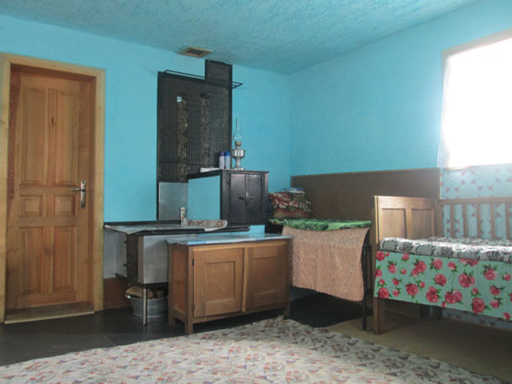 Кухня і піч у будинку «віруючих» або ж «кашкетників» в селі Космирин