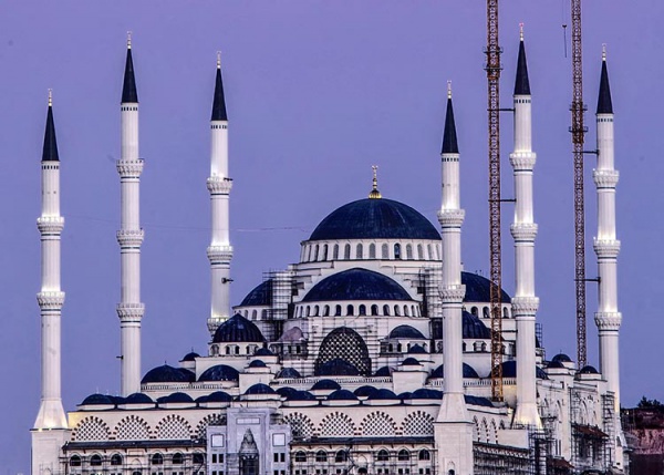 Мечеть_у_Стамбулі.jpg