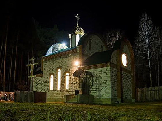 Храм Ікони Матері Божої Неустанної Помочі в Славутичі