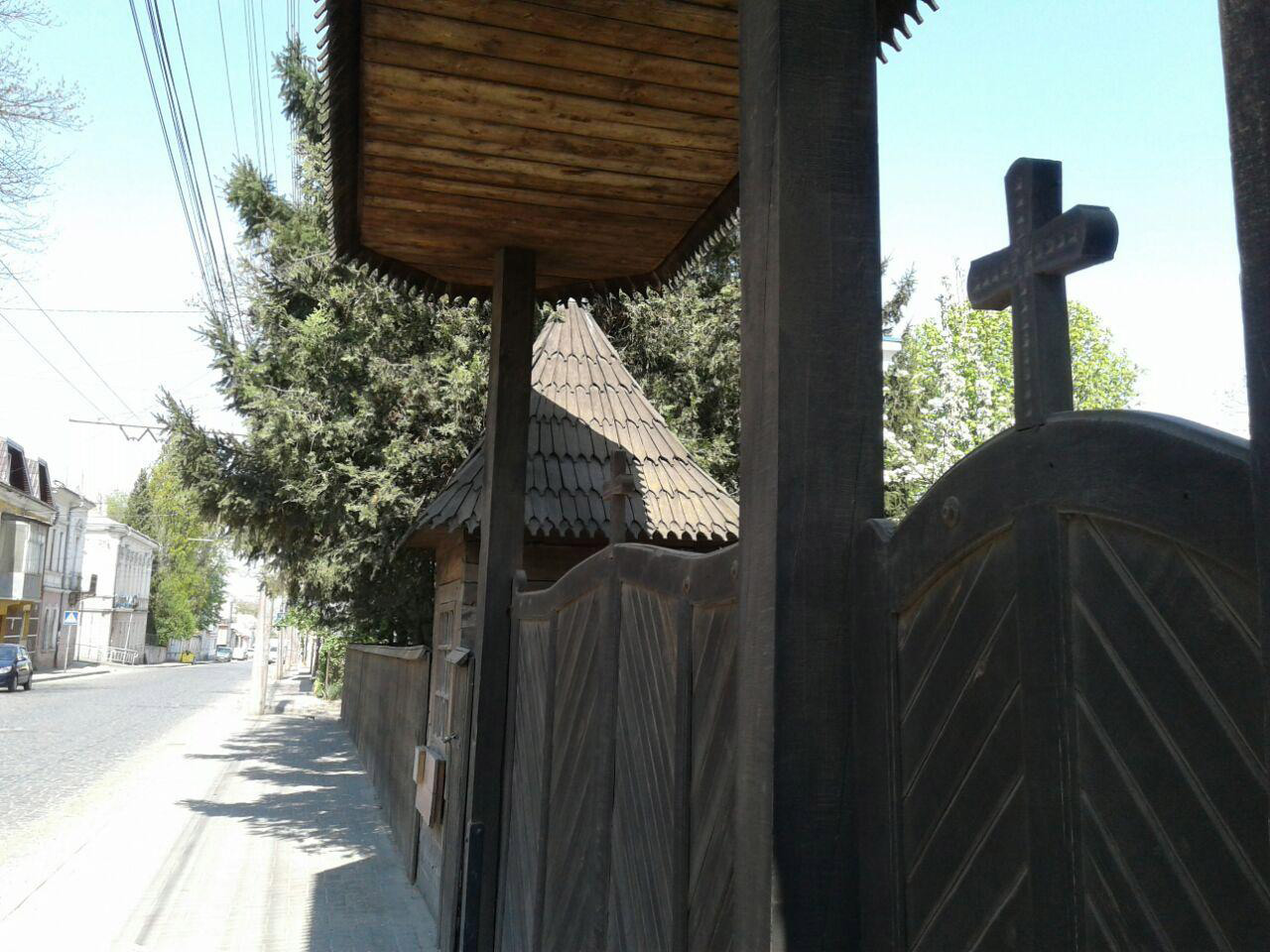 Церковні ворота