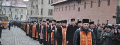 Традиційна молитовна хресна дорога у Львові цьогоріч мала свою особливість