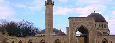 Оновлена столична мечеть на один день була доступна для журналістів