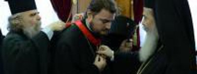 Патриарх Феофил наградил архиепископа УПЦ (МП) высшей наградой Иерусалимской Церкви