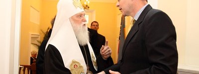 Патріарх Філарет взяв участь в урочистому прийомі у посольстві США у Києві