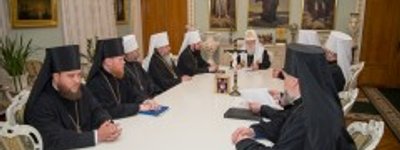 Synod of the UOC-KP threatens to ban its clergy for political campaigning and to excommunicate the faithful for corruption