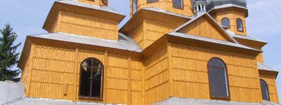 У Розгадові на Тернопільщині ремонтують столітній дерев’яний храм