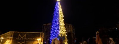 До дня Святого Миколая на Софійській площі встановлять головну ялинку країни
