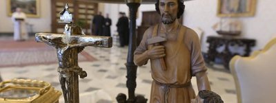 Pope Francis entrusts war-torn Ukraine and Holy Land to St. Joseph