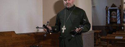 За два дні зібрано 900 тисяч гривень, щоб погасити борг священика за дрони