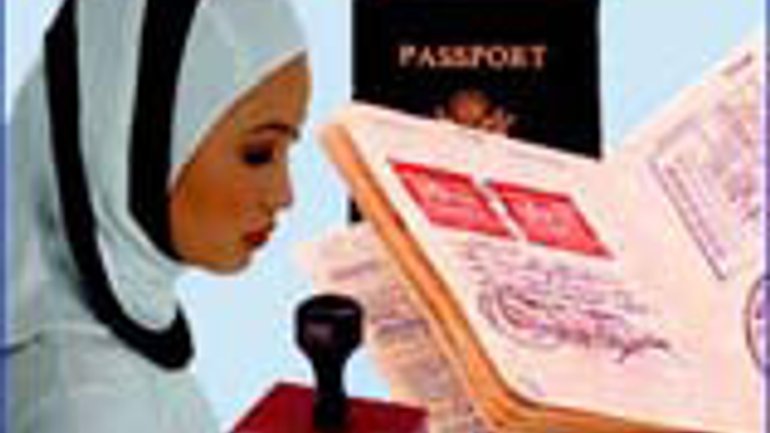 Киевский суд рассмотрит иск крымчанки о фотографии для паспорта в хиджабе - фото 1